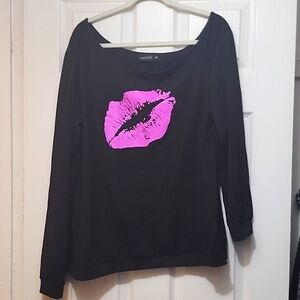 Off shoulder "kiss" long sleeve top XL